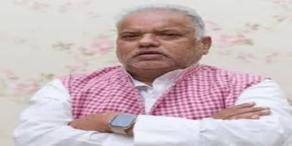 میڈیا کے بغیر جمہوریت کا تصور نامکمل :شرون کمار