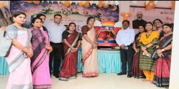 ଆର ଆର କଲୋନୀ ସ୍କୁଲରେ ଜିଲ୍ଲା ସ୍ତରୀୟ ପ୍ରବେଶ ଉତ୍ସବ ଓ ଖଡ଼ିଛୁଆଁ କାର୍ଯ୍ୟକ୍ରମ ଅନୁଷ୍ଠିତ ପ୍ରତ୍ୟେକ ଶିଶୁ ଗୁଣାତ୍ମକ ଶିକ୍ଷା ପାଇବା ଦରକାର