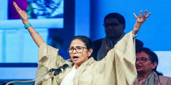 కేంద్రంలో బీజేపీ పతనం ఖాయం: మమతా బెనర్జీ జోస్యం