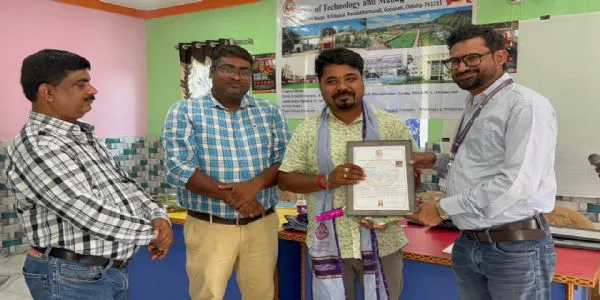 ସେଞ୍ଚୁରିଆନ ବିଶ୍ଵବିଦ୍ୟାଳୟ ପକ୍ଷରୁ ବିଶିଷ୍ଟ ସାର୍ବଜନୀନ ସେବା ପାଇଁ ୩୦ ସେଞ୍ଚୁରିଆନ ସାଥୀ ସମ୍ମାନିତ