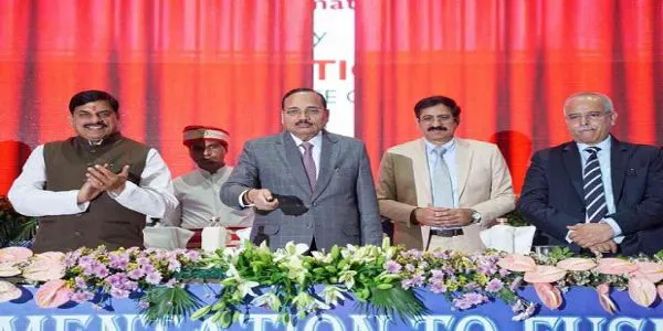 ہندوستان میں 24 گھنٹے کام کرنے والے عدالتی نظام کی ضرورت، ٹیکنالوجی کے ذریعے عام آدمی تک انصاف پہنچے: جسٹس سوریہ کانت