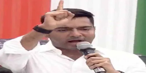 ترنمول رکن پارلیمنٹ ابھشیک بنرجی کے خلاف ایف آئی آر درج، امت شاہ کو دھمکی دینے اور اشتعال انگیز بیانات کا الزام