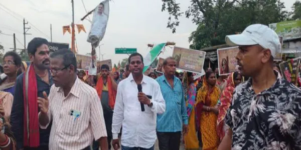 ବନ୍ତରେ ମହିଳା ଜନ ଆକ୍ରୋଶ ମହିଳା ସମାବେଶ