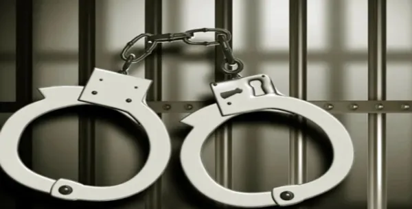 பணத் தகராறில் நண்பனை உயிருடன் விடாத கொடூர தாக்குதல்...! - கல்லால் முகம் சிதைத்து கொலை...!