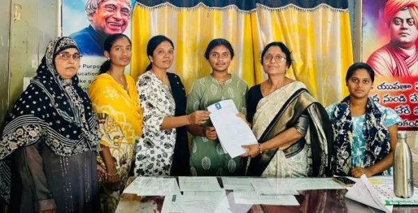 ప్రభుత్వ జూ. కళాశాలలో అడ్మిషన్లు ప్రారంభం