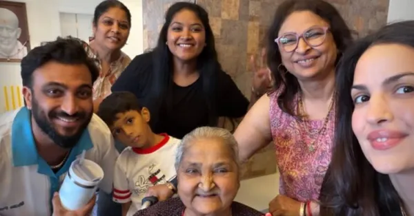 Natasa Stankovic Drops Rare Photo With Hardik Pandya's Mother Amid His New Relationship