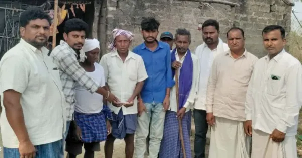 మృతురాలి కుటుంబానికి చేయుత.