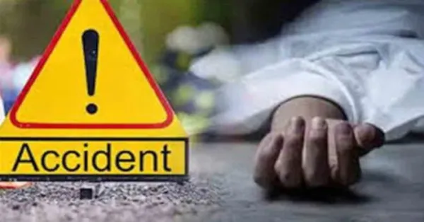 బైక్ను ఢీకొన్న లారీ..ఇద్దరు మృతి