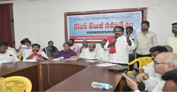 రాష్ట్రాల విద్య హక్కులను కేంద్రం హరిస్తోంది: జాన్ వెస్లీ