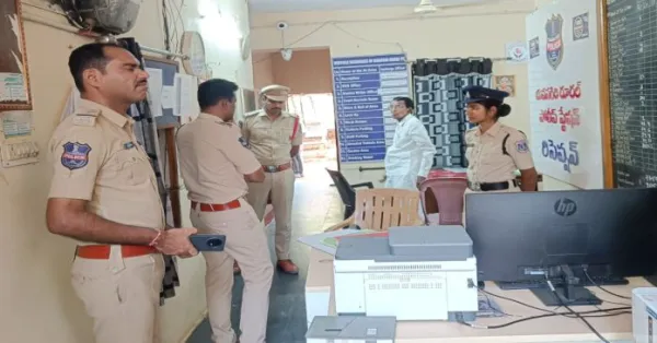 భువనగిరి రూరల్ పోలీస్ స్టేషను సందర్శించిన డి.ఎస్.పి
