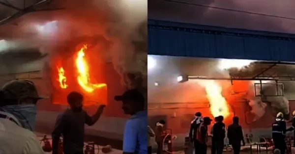 నాంపల్లి రైల్వే స్టేషన్ లో అగ్నిప్రమాదం..