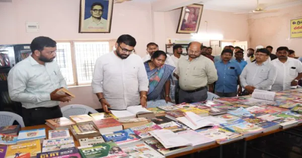 పుస్తక ప్రదర్శన.అదనపు కలెక్టర్ భాస్కరరావు ప్రారంభం