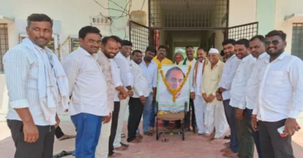 దేశ అభివృద్ధి కోసం మార్గం చూపిన వ్యక్తి రాజీవ్ గాంధీ