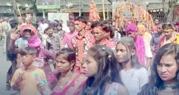 ଯାଦବ ସମାଜ ଦୋଳ ମହୋତ୍ସବ: ପାରମ୍ପରିକ ବାଡ଼ି ଖେଳ