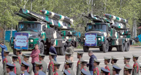 ଘମାଘୋଟ ହେବ ଇରାନ-ଆମେରିକା ଯୁଦ୍ଧ!