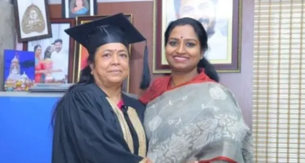 మేయర్ను అభినందించిన ఎంపీ కడియం కావ్య: నగర అభివృద్ధికి ప్రశంసలు