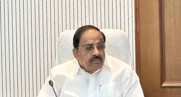 తెలంగాణలో వాలంటీర్ల వ్యవస్థ.. ఒక్కో గ్రామానికి ముగ్గురు వాలంటీర్లు: మంత్రి