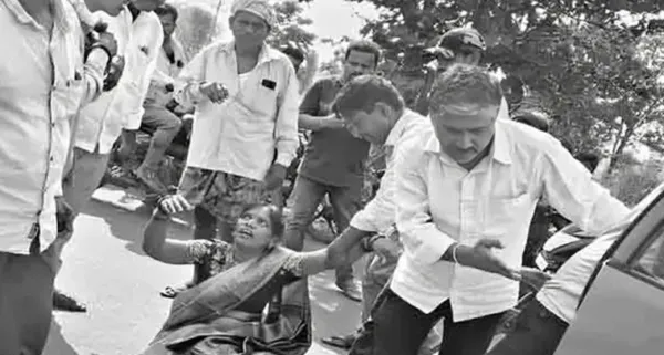 కొద్దిసేపట్లో పెళ్లి.. అంతలోనే రోడ్డు ప్రమాదంలో వరుడు మృతి!