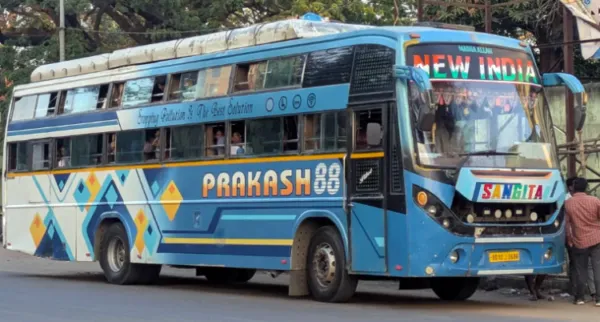 ଟୁରିଷ୍ଟ ପରମିଟ୍‌ରେ ଗଡୁଛି ଯାତ୍ରୀବାହୀ ବସ୍‌