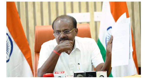 *ಕುಟುಂಬ ರಾಜಕಾರಣದ ಬಗ್ಗೆ ಮಾತನಾಡುವ ನೈತಿಕ ಹಕ್ಕು ಸಿದ್ದರಾಮಯ್ಯಗಿಲ್ಲ: ಎಚ್‌ಡಿಕೆ*