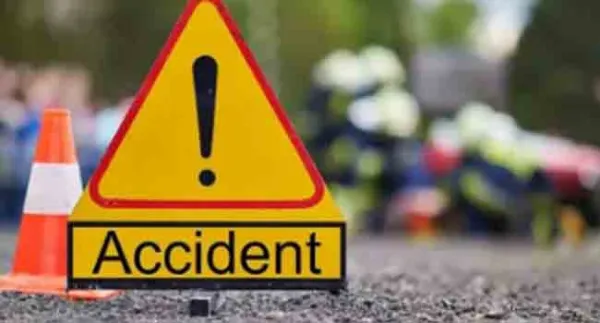 ആന്ധ്രയില്‍ വാഹനങ്ങള്‍ കൂട്ടിയിടിച്ചുണ്ടായ അപകടത്തില്‍ എട്ട് തീര്‍ഥാടകര്‍ക്ക് ദാരുണാന്ത്യം