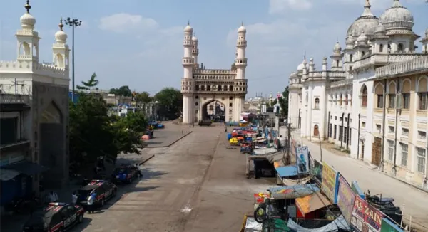 Hyderabadis spend good time with families on Janata Curfew