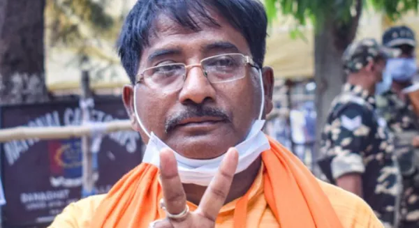 ಇತ್ತೀಚಿಗೆ ಆಯ್ಕೆಯಾದ ಪಶ್ಚಿಮ ಬಂಗಾಳದ ಇಬ್ಬರು ಬಿಜೆಪಿ ಶಾಸಕರ ರಾಜಿನಾಮೆ