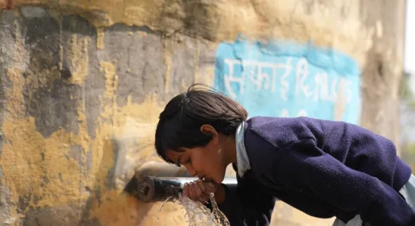 एक चौथाई आबादी को पानी की क़िल्लत, 200 अरब डॉलर की ज़रूरत