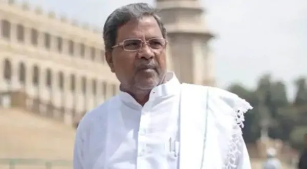 ಪ್ರಧಾನಿಯವರು ಅನಗತ್ಯವಾಗಿ ಟಿವಿಯಲ್ಲಿ ಕಾಣಿಸಿಕೊಂಡು ದಾರಿ ತಪ್ಪಿಸುತ್ತಿದ್ದಾರೆ:ಸಿದ್ದರಾಮಯ್ಯ