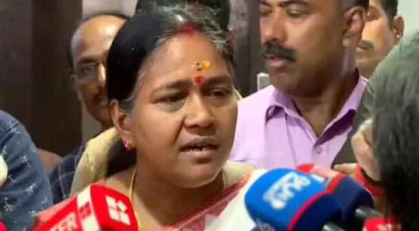 'ഇതെല്ലാം  മുൻകൂട്ടി  തയ്യാറാക്കിയ  തിരക്കഥയാണ്, പണം  കൊടുത്ത  സ്ത്രീയെ  എനിക്ക്  അറിയില്ല;ആരോപണങ്ങള്‍ നിഷേധിച്ച്‌ ശോഭാ സുരേന്ദ്രൻ