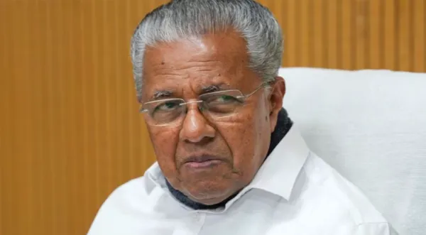തോല്‍വി ചര്‍ച്ച ചെയ്യാൻ പിണറായി വിജയൻ എകെജി സെന്ററില്‍; സി.പി.എം സംസ്ഥാന സെക്രട്ടറിയേറ്റ് യോഗം ചേരുന്നു