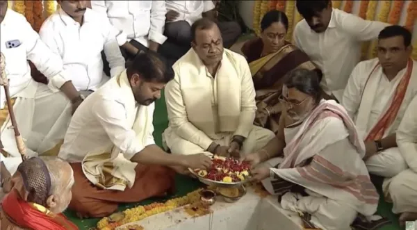 యాదగిరిగుట్టలో సీఎం రేవంత్ రెడ్డి..అభివృద్ధి పనులకు శంకుస్థాపన