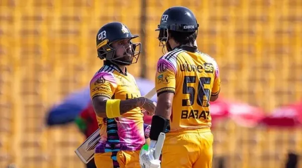 WATCH: Babar Azam gets hit on neck by Ubaid Shah's bouncer during PSL 2026 clash against Lahore Qalandars