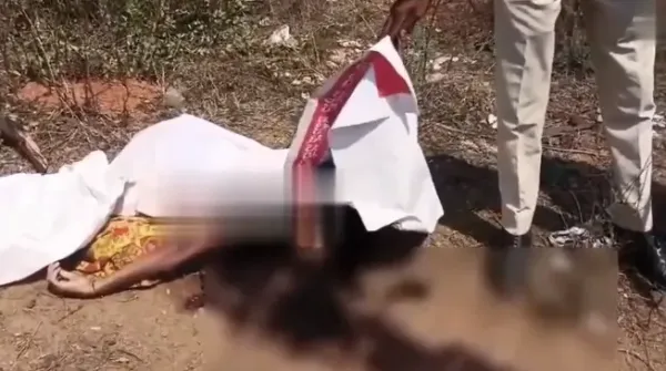 దమ్మాయిగూడలో దారుణ హత్య.. పొదల్లో మహిళ మృతదేహం