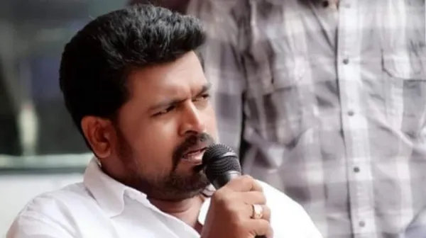 முகமறியா மனிதர்களின் உதவி. : விபத்தில் சிக்கிய இயக்குநர் கே.எஸ். தங்கசாமியின் பதிவு!