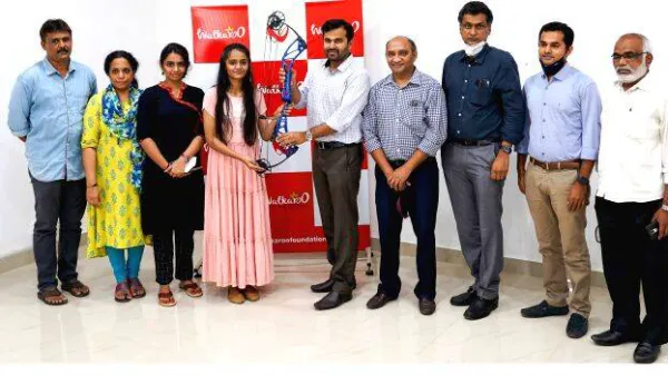 അമ്ബെയ്ത്ത് താരത്തിന് വാക്കറൂ ഫൗണ്ടേഷന്റെ കോമ്ബൗണ്ട് ബോ