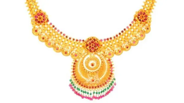 പുതിയ രണ്ട് ഷോറൂമുകള് തുറന്ന് മലബാര് ഗോള്ഡ്