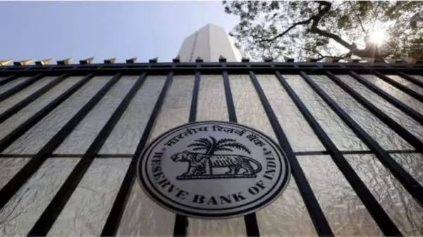 RBI asks banks to let customers choose from multiple card networks