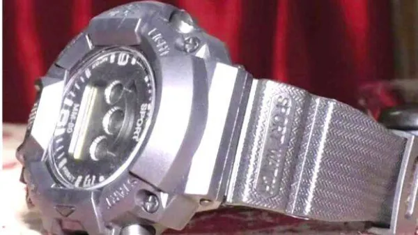 1500 രൂപയ്ക്ക് ഓര്ഡര് ചെയ്തപ്പോള് കിട്ടിയത് കളിപ്പാട്ട വാച്ച്