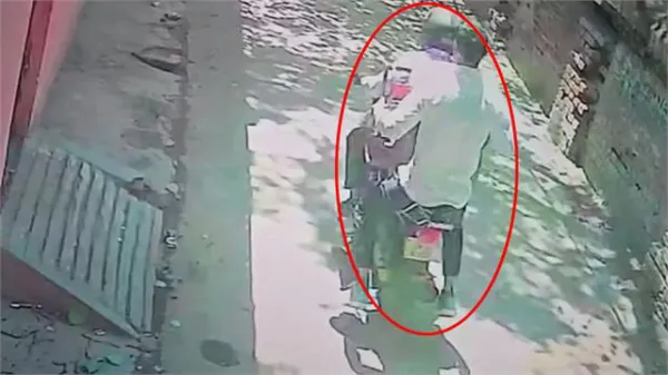 कानपुर में गैस अधिकारी बनकर आए शातिरों ने टीचर के घर से उड़ाए सिलेंडर