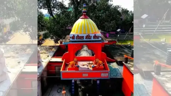 శీతల మాత ఆలయంలో తొక్కిసలాట.. 8 మంది మృతి