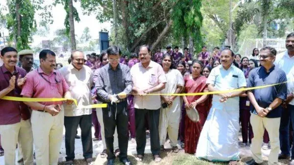 മെഡി.കോളേജില്‍ പൂര്‍വ്വ വിദ്യാര്‍ത്ഥികളും പി.റ്റി.എയും  നടപ്പാക്കിയ പദ്ധതികള്‍ ഉദ്ഘാടനം ചെയ്തു