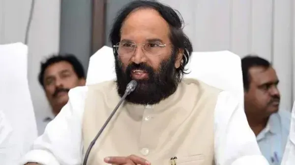 కమర్షియల్ గ్యాస్ ధరల పెంపు.. కేంద్ర ప్రభుత్వంపై ఉత్తమ్ కుమార్ ఆగ్రహం