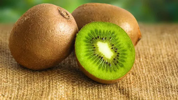 स्वाद ही नही सेहत के लिए भी कमाल है यह एक फल, रोज खाने से मिलेंगे जबरदस्त फायदें