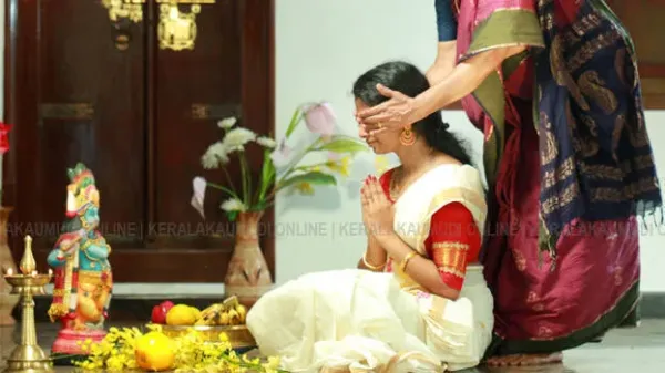 Malayalees welcome Vishu in festive spirit; huge devotee rush in Guruvayur