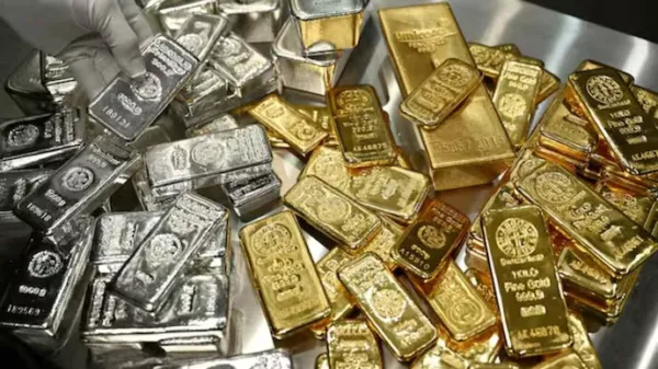 Gold And Silver Price Crash After Record Highs Signals Market Volatility And Changing Investor Sentiment In India | Cliq Latest