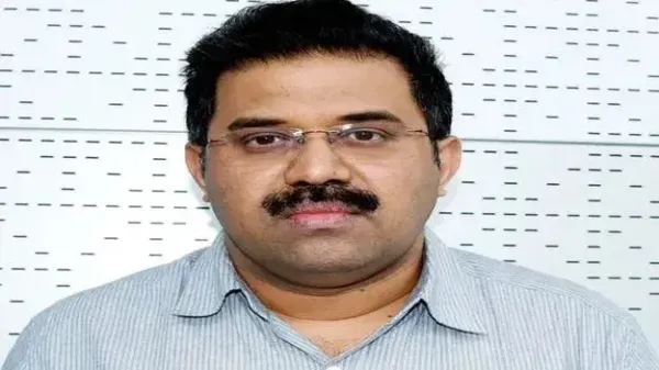 ఐఏఎస్ అధికారి అహ్మద్ బాబుకు హైకోర్టులో చుక్కెదురు