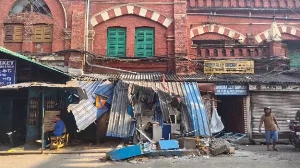 Bulldozer politics reaches New Market, leaves traders anxious