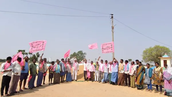 ధాన్యం సేకరణలో అక్రమాలు అరికట్టాలి: తాటికొండ సీతయ్య