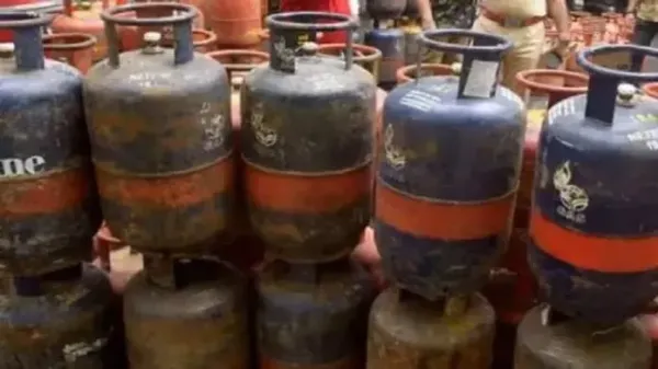 Maharashtra Government Orders Fast-Track Expansion Of Piped Gas Network